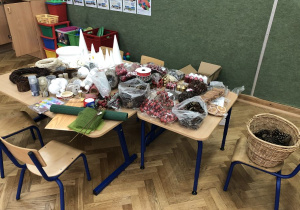 przygotowywanie dekoracji świątecznych 1