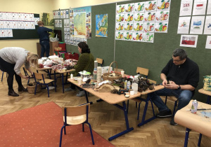 przygotowywanie dekoracji świątecznych 6