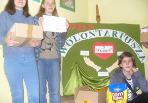 wolontariusze podczas pracy 6