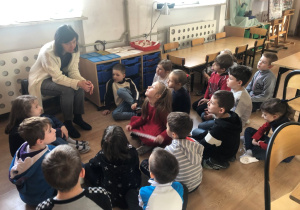 dzieci podczas zajęć w MDK Muranów_26