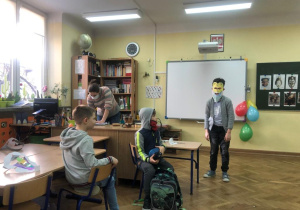 as zajęć o afrykańskich maskach_32