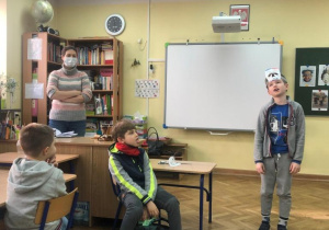 as zajęć o afrykańskich maskach_36