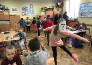 as zajęć o afrykańskich maskach_45