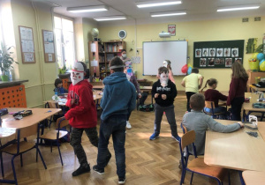 as zajęć o afrykańskich maskach_49
