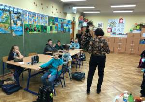 warsztaty przyrodnicze o roślinach Bożego Narodzenia_2