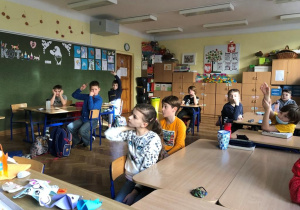 dzieci podczas zajęć o gryzoniach_7