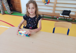 pokaz układania kostki Rubika_2