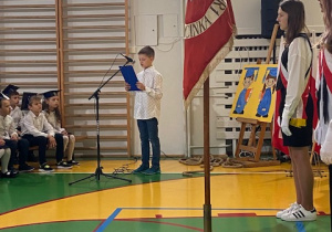 dzieci z klas pierwszych podczas ślubowania_6