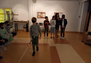 uczniowie podczas warsztatów edukacyjnych_6