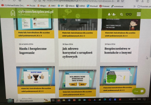 zajęcia robotyczne w klasie 1b_1