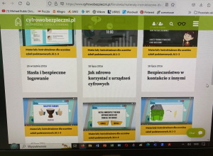 Warsztaty robotyczne w klasie 1b