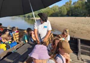dzieci podczas wycieczki nad Wisłą_2