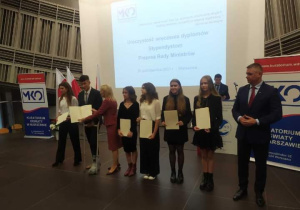 wręcznie stypendium Wiktorii Świderskiej_2