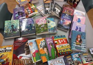 nowe książki w bibliotece_3