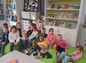1a w bibliotece szkolnej