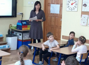 Klasa 1a poznaje Japonię