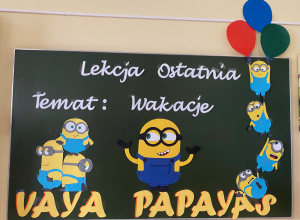 Dekoracja wakacyjna w klasie 2b