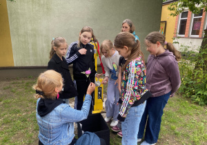 dzieci podczas pikniku czytelniczego_25
