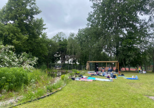 dzieci podczas pikniku czytelniczego_27