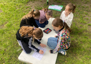 dzieci podczas pikniku czytelniczego_33
