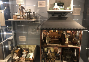 eksponaty w Muzeum Domków dla Lalek 12