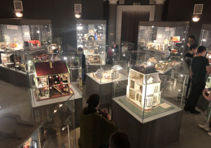eksponaty w Muzeum Domków dla Lalek 22