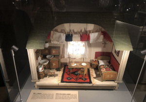 eksponaty w Muzeum Domków dla Lalek 29