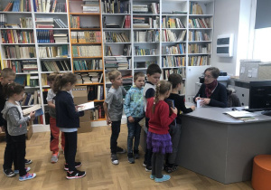 1b na lekcji bibiliotecznej_41