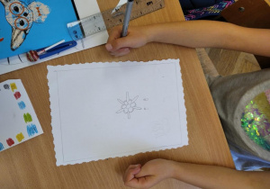 dzieci projektują znaczki pocztowe_8