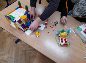 Klocki Lego - uczą i bawią!