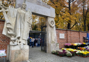 spacer na Cmentarzu Powązkowskim_3