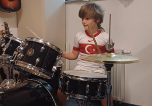 dzieci podczas warsztatów muzycznych_2