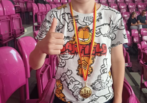 uczniowie podczas turnieju szachowego_12