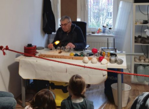 Klasa 3a w fabryce bombek