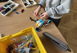 warsztaty robotyczne z dinozaurami_8