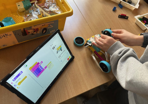 warsztaty robotyczne z dinozaurami_9