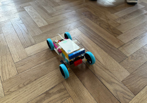 warsztaty robotyczne z dinozaurami_11