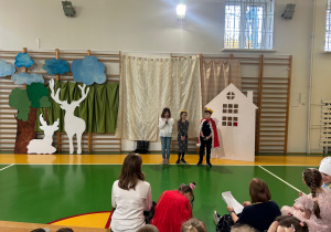 przedstawienie dla przedszkolaków i uczniów_5