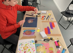 Warsztaty artystyczno‑edukacyjne klasy 7a w Galerii Aspekty